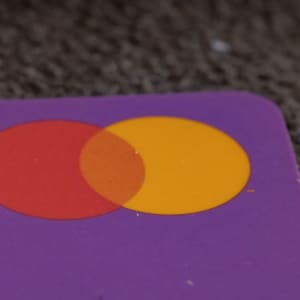 MasterCard срещу други методи на плащане в онлайн казина